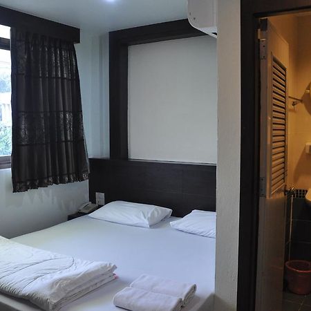 Hotel Thara House Bangkok Exterior foto