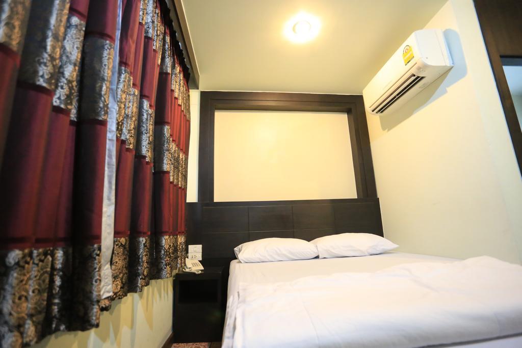 Hotel Thara House Bangkok Zimmer foto